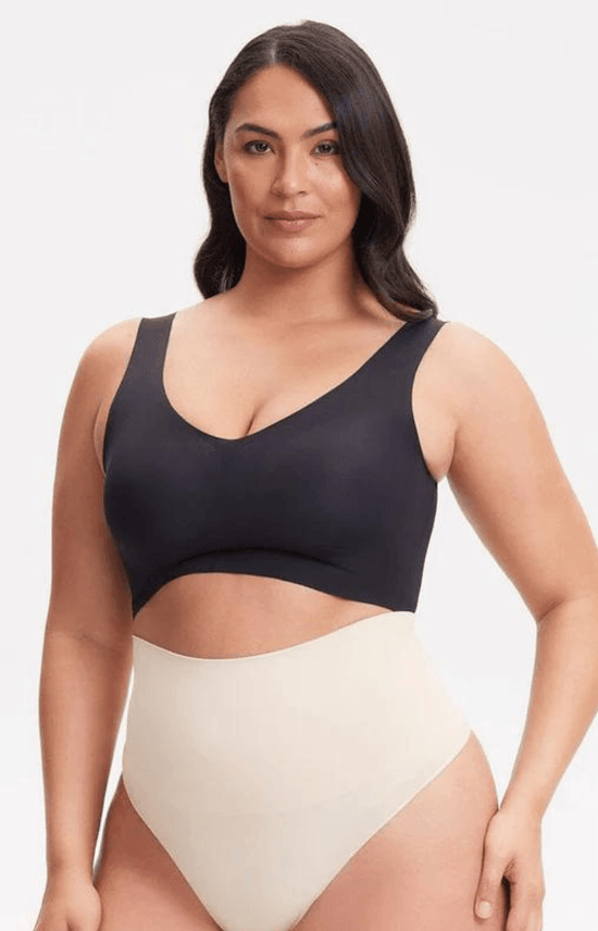 Sculpting Shapewear Thong - Being Shaped